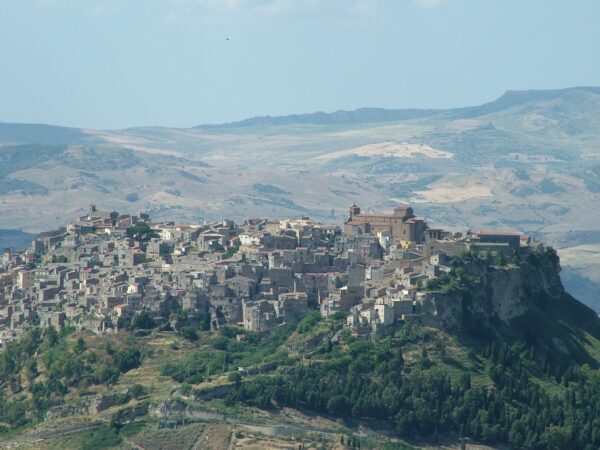 Enna e Piazza Armerina - Intera Giornata di Noleggio Automezzo con Autista - KM 400 A/R Ore 12 - immagine 2