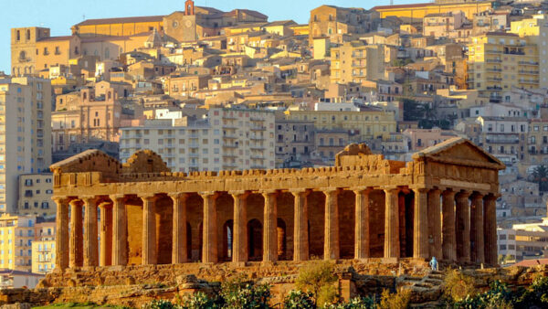 Agrigento e Piazza Armerina - Intera Giornata di Noleggio Automezzo con Autista - KM 450 A/R Ore 12